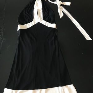 Over the neck black&white dress